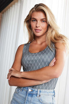 HYPETHEDETAiL Printed Top Grey