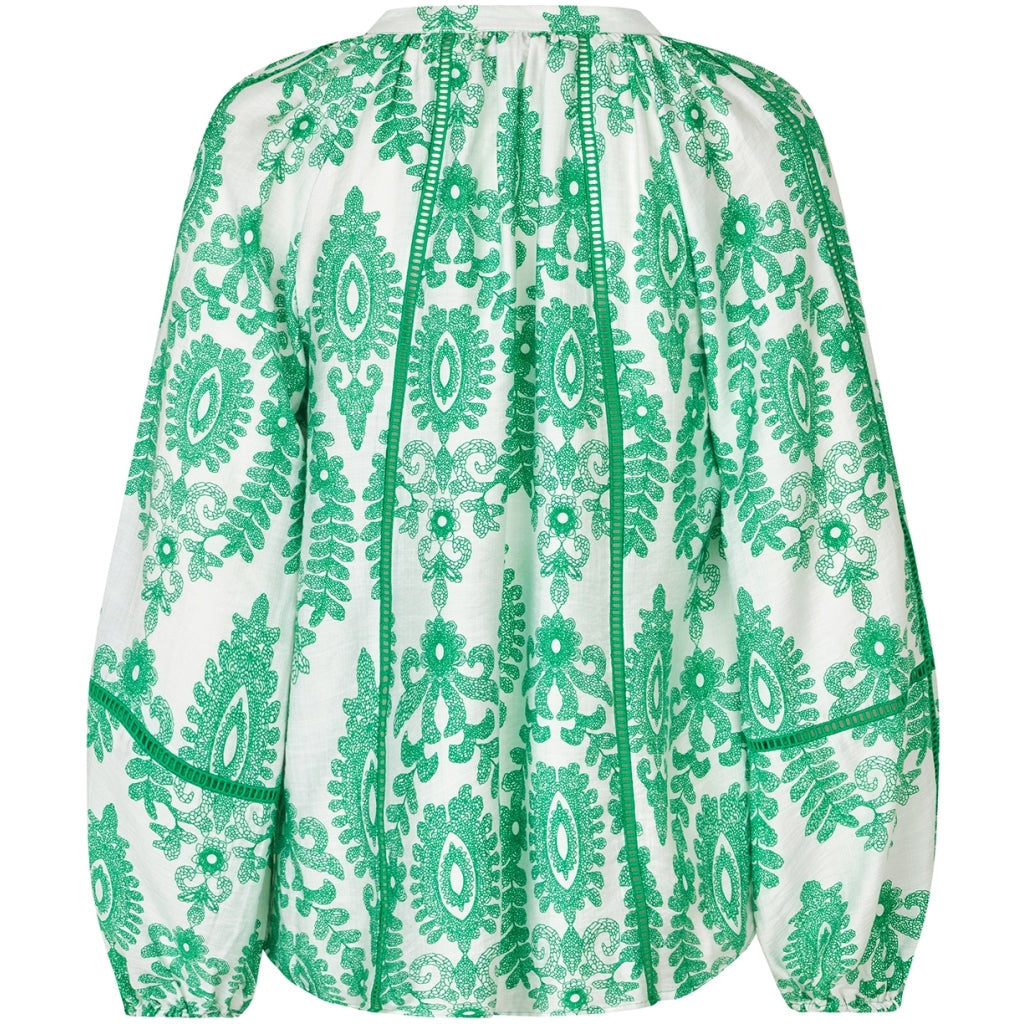 Vero Shirt -LIGHT GREEN