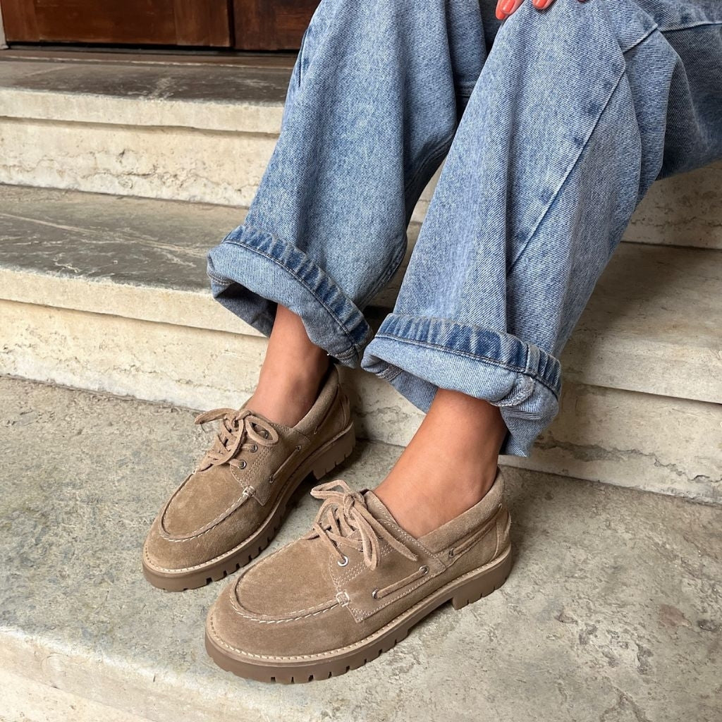 The Walk Suede Biscuit