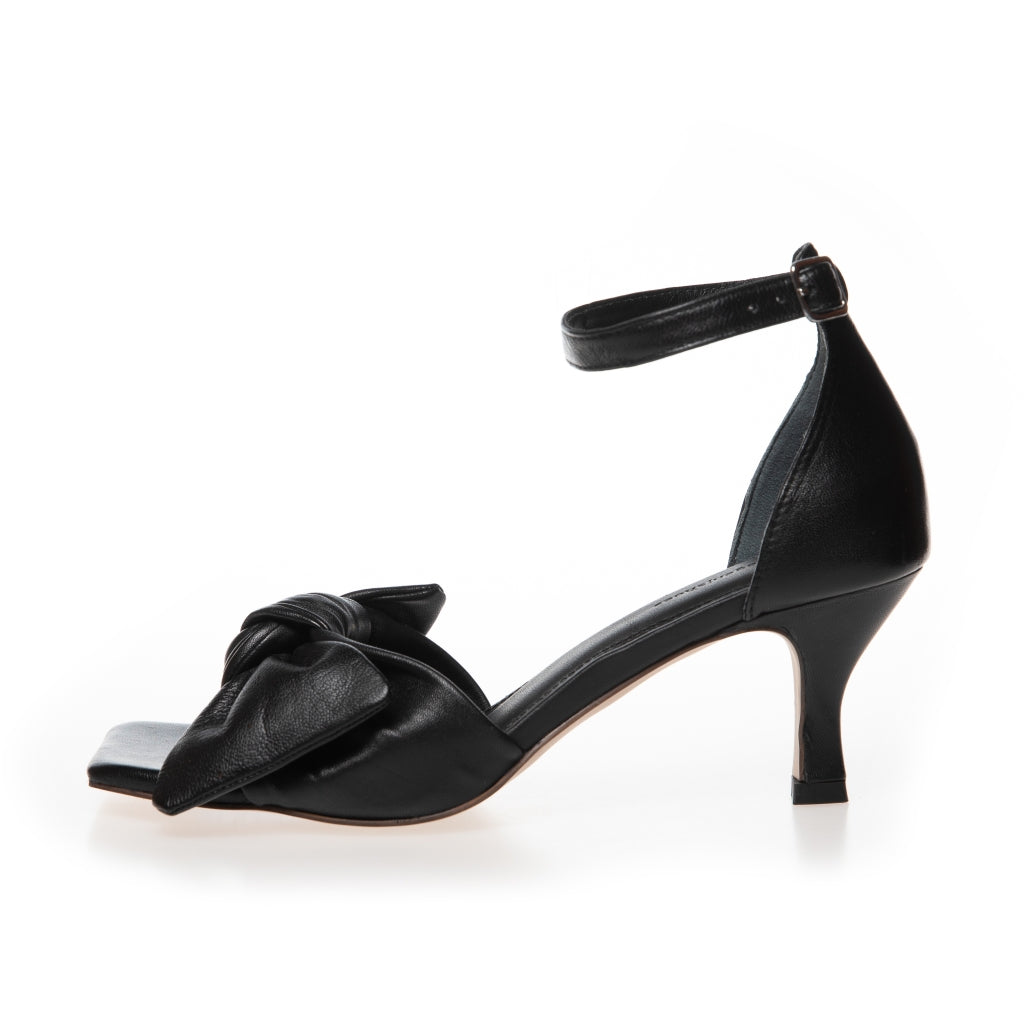 Dancing 23 Leather Black