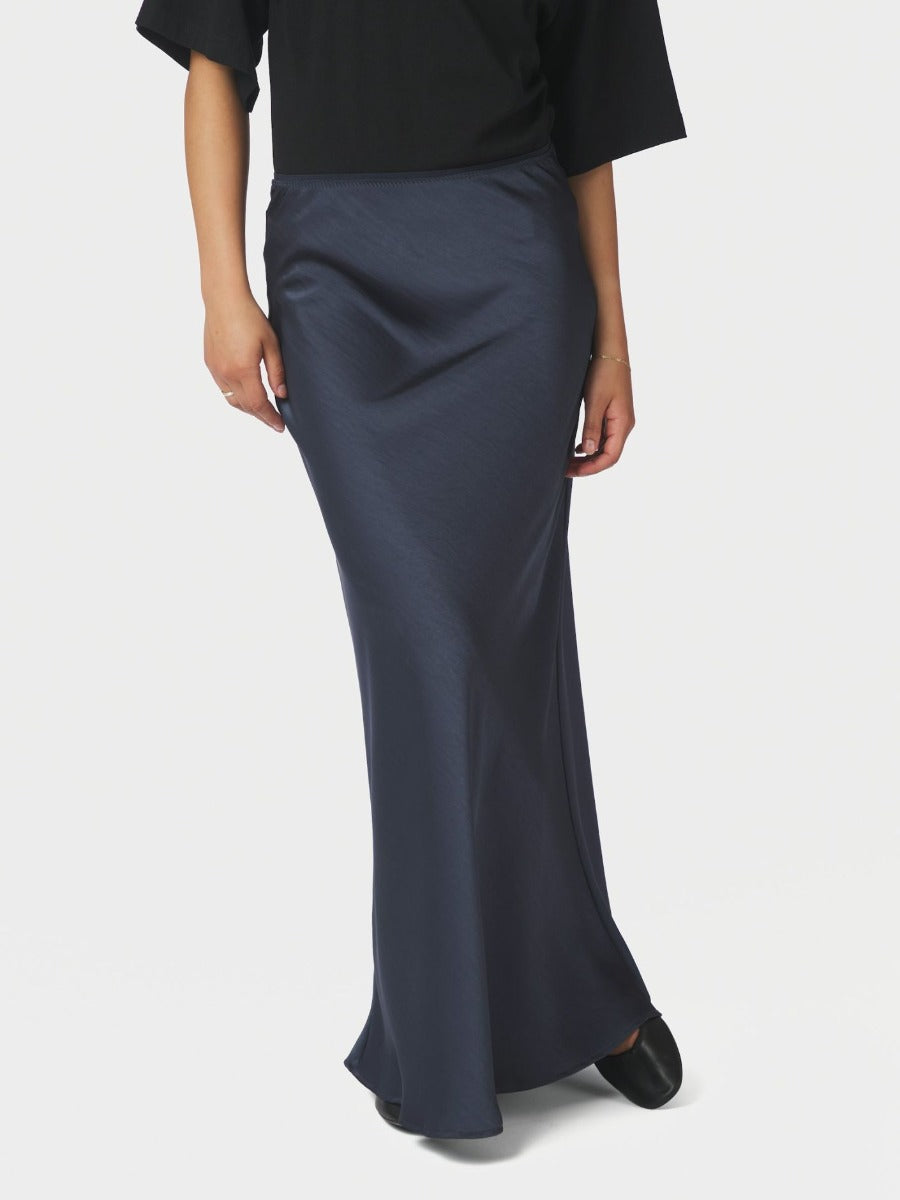 Vicky Heavy Sateen Skirt Midnight Blue