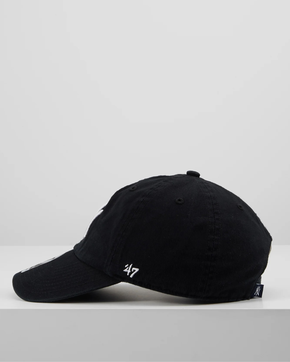 New York Yankees MLB '47 Clean Up Cap Black