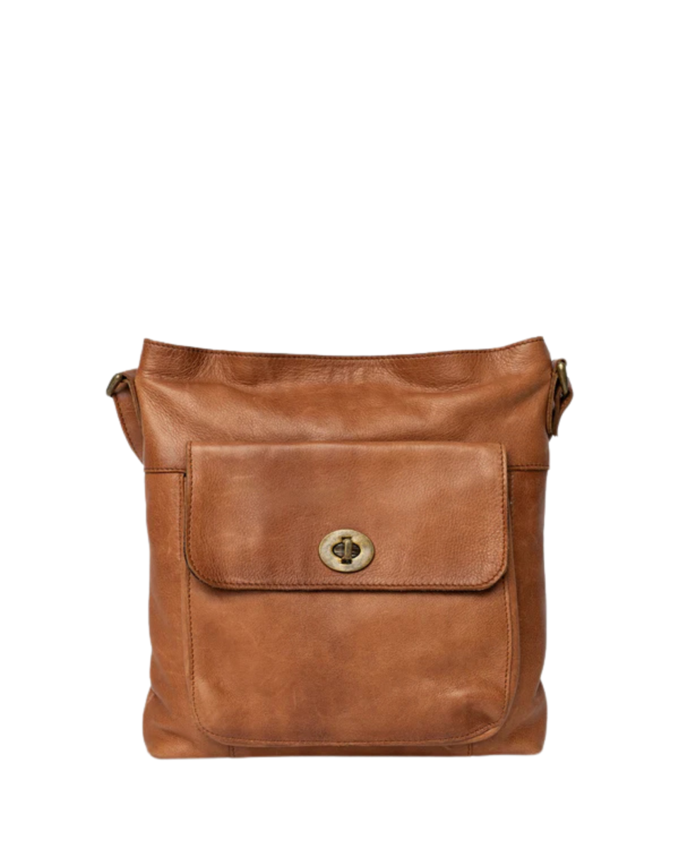 Kay Urban Walnut