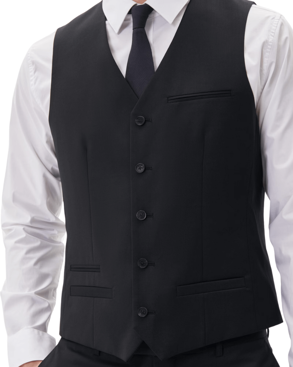 Breck Vest Black