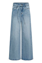 Karo 144 Mid X-Wide Jeans Light Blue