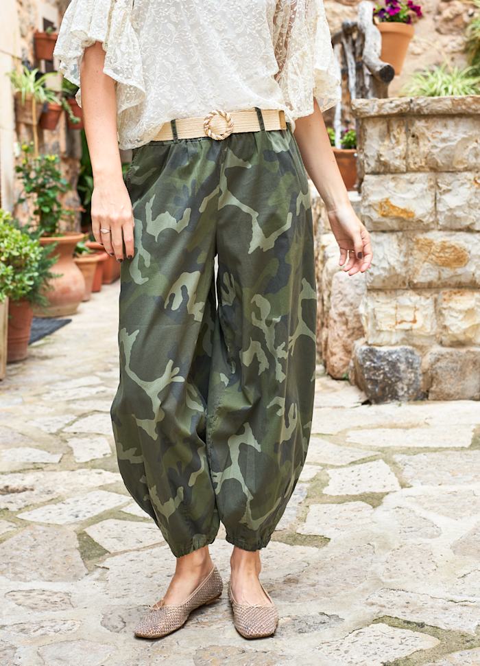 Black Colour Ally Balloon Pant Camouflage